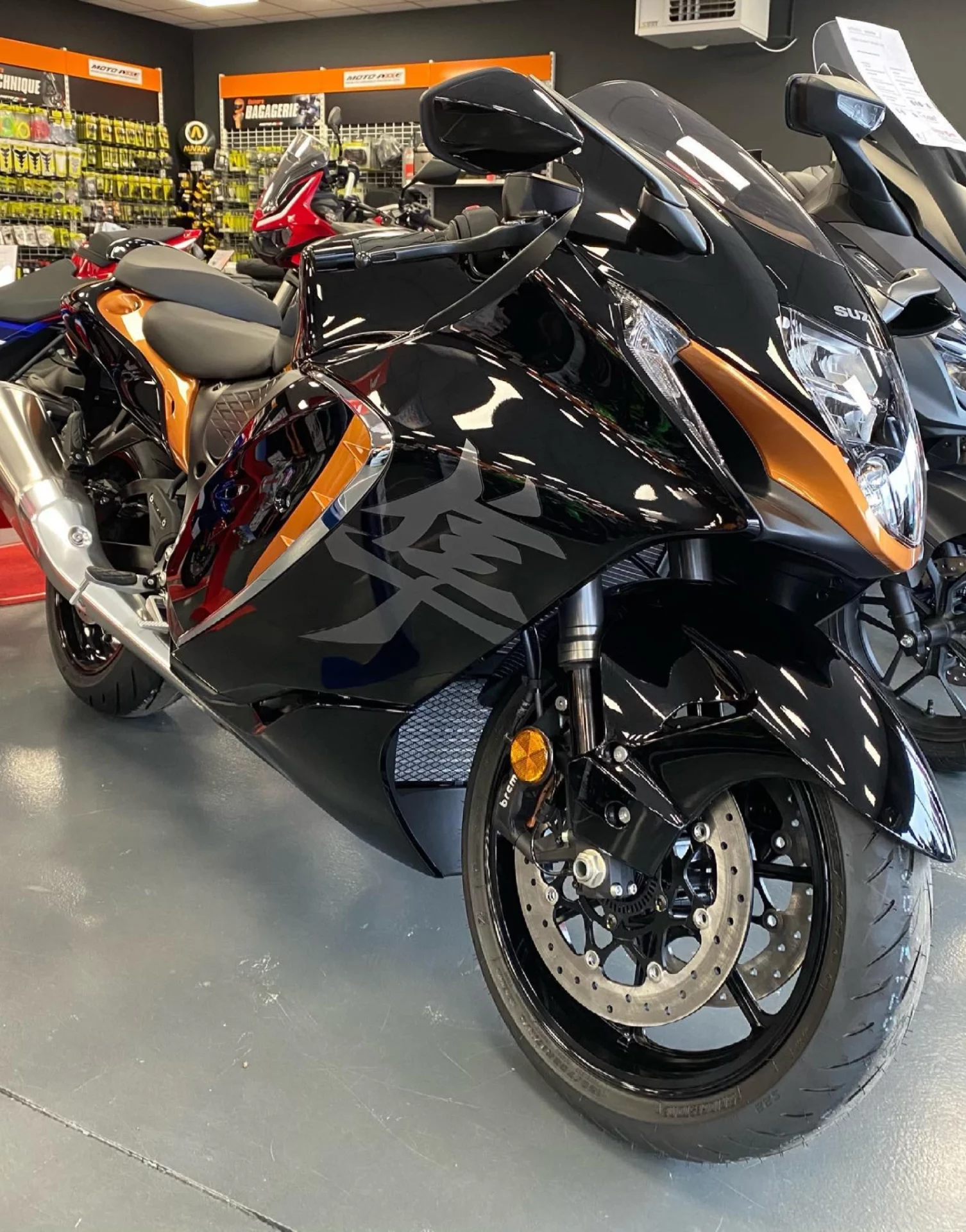Guillarmo Motos Magasin De Motos Pontivy Moto Gallery Img 10