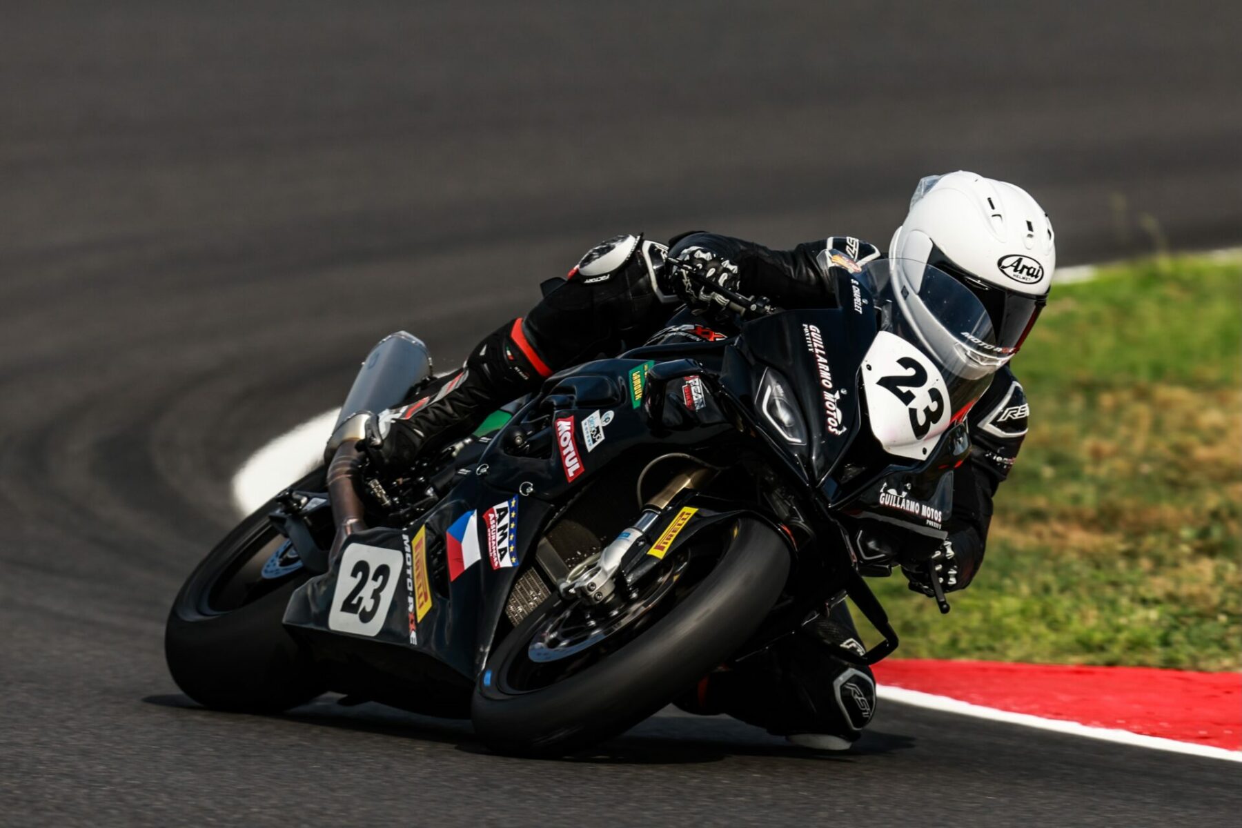 Guillarmo Motos Magasin De Motos Pontivy 264166Fsbk Magny Cours 2023